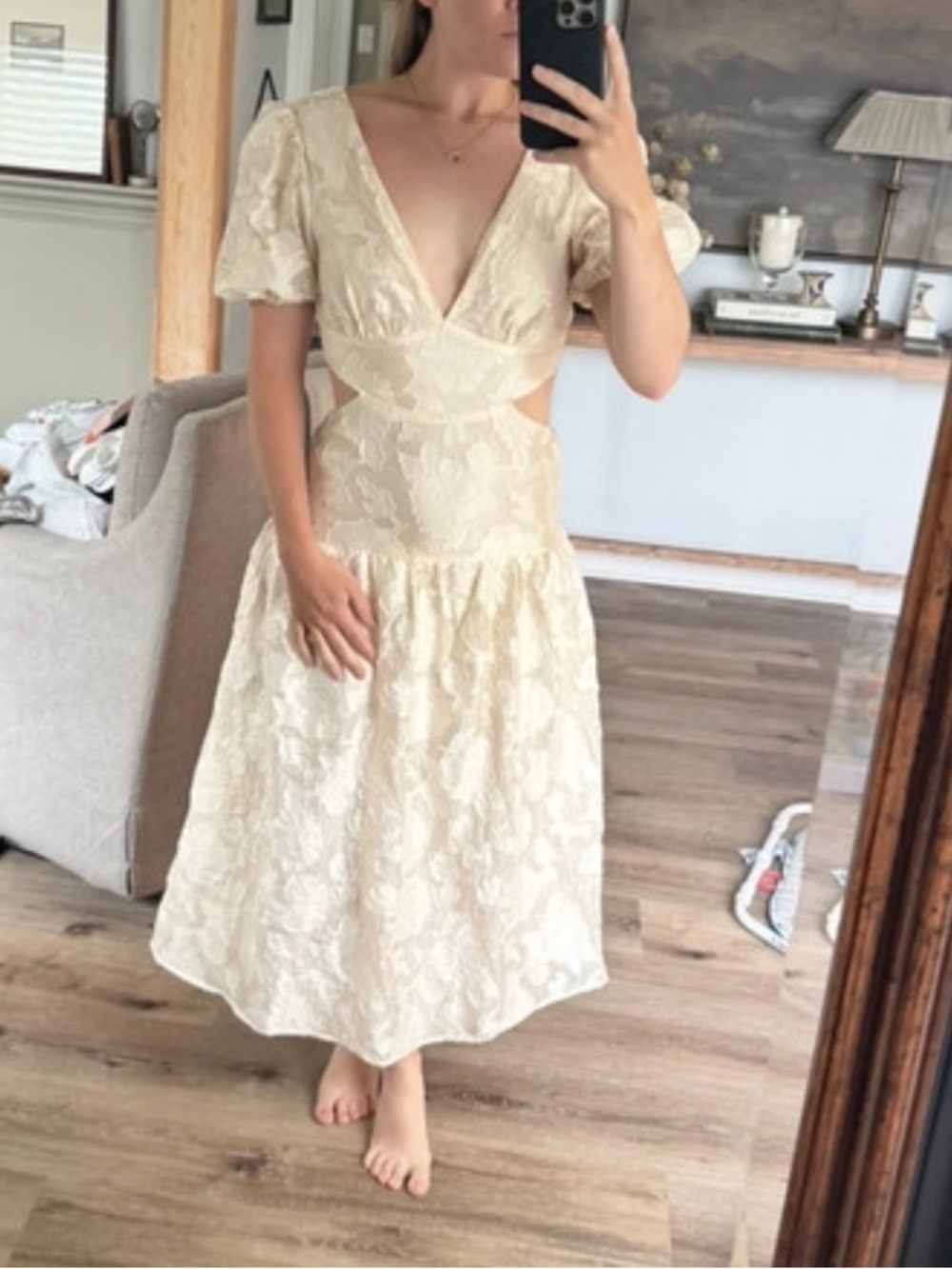 Women’s Cream Lace Midi Dress with V-Neck